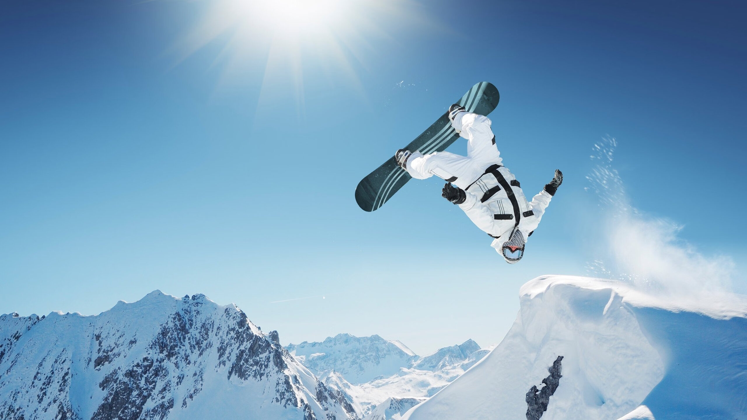 2016年第三轮:库里在关键战中三分绝杀,带领勇士差点翻盘成功,库里2016年西决超远三分是哪一场