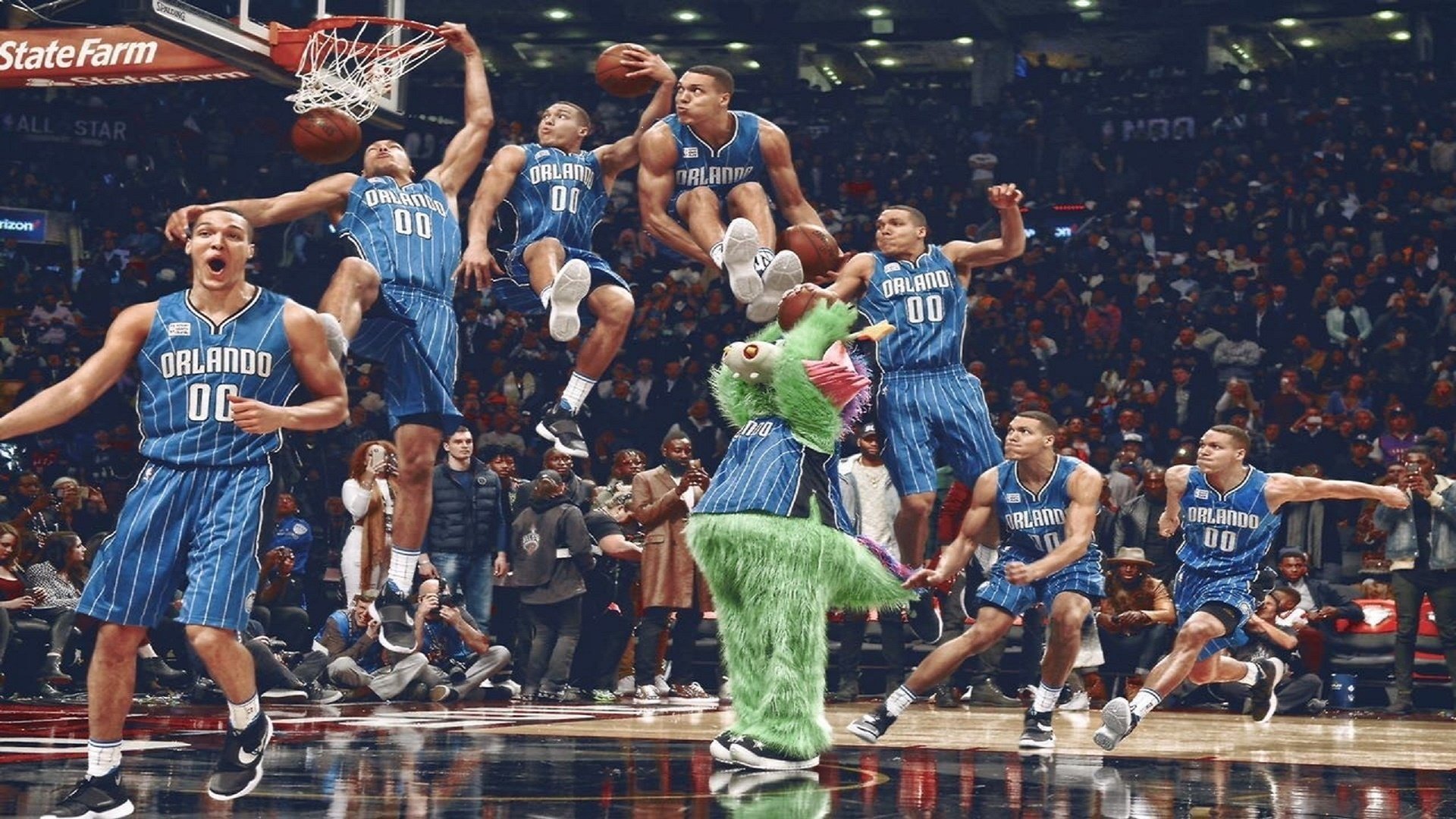 2017年季后赛:库里在对阵马刺的系列赛中累计投中超过20个三分,成为历史最强“投手”之一